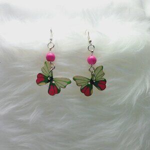 No1217 Pretty handmade earrings with butterflies buttons